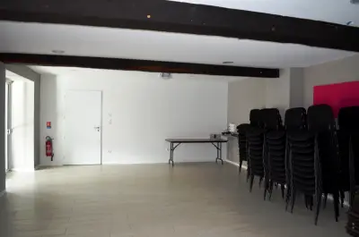 Salle de séminaire — Le Carpediem